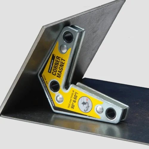 Rohové magnety